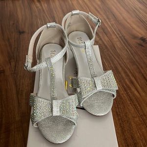 Childrens dress shoes